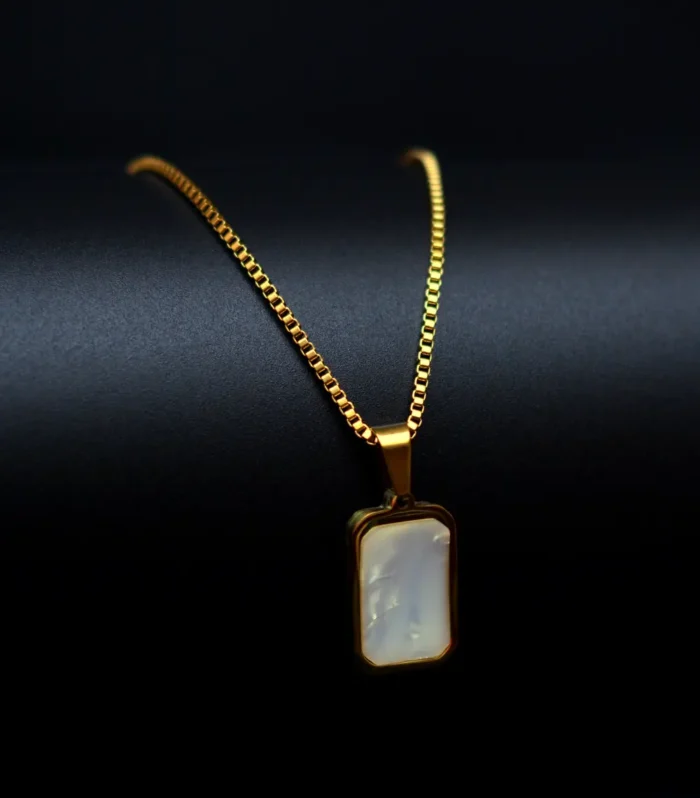 DuoTone Rectangle Black Background